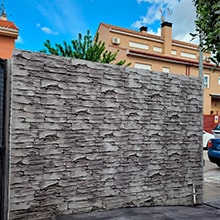 Foto 06V -Entradas con muros de construcción muros bloques hormigón